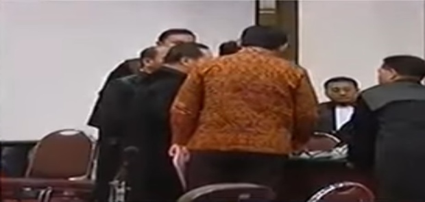 2 Pasal Alternatif Disangka Ke Ahok, Apa JPU 