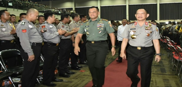 Panglima TNI Rela Jadi Terdakwa Jika Anak Buahnya Salah