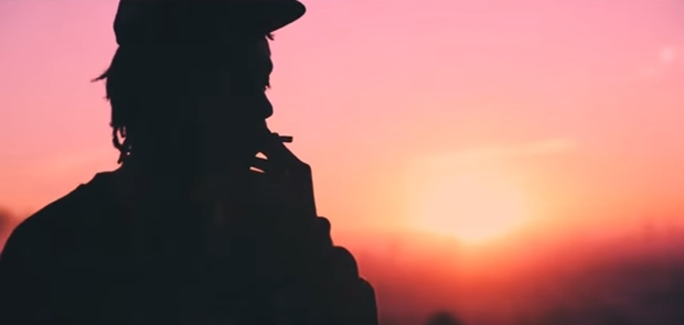 Rapper Amerika Wiz Khalifa Kunjungi Makam Eskobar, dikecam