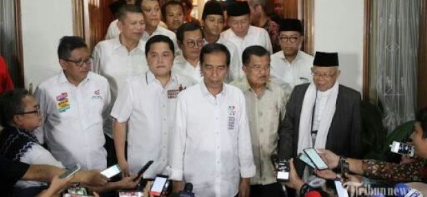 Pilih Erick Thohir, Jokowi Dinilai Ingin Imbangi Prabowo-Sandiaga Uno