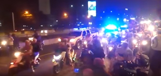 Ribuan Massa FPI dan LPI Takbir Keliling Jakarta