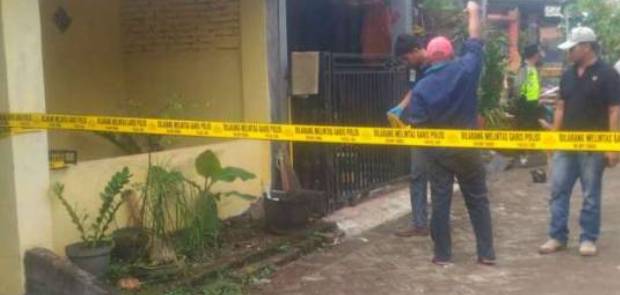 Rumah Karyawan Penyewaan Mobil Diteror Bom Molotov