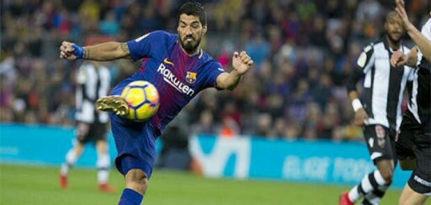 Hasil Lengkap Pertandingan Sepakbola 7-8 Januari 2018